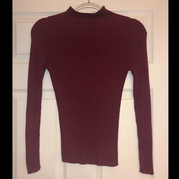 Ann Taylor burgundy ribbed sweater - Picture 2 of 3